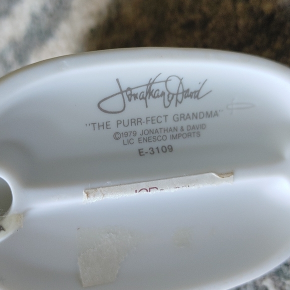 Precious Moments The Purr-fect Grandma Porcelain Figurine Collector Item… - Picture 5 of 13
